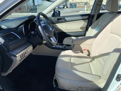 2017 Subaru Legacy 2.5i Premium   - Photo 12 - Morgantown, WV 26505