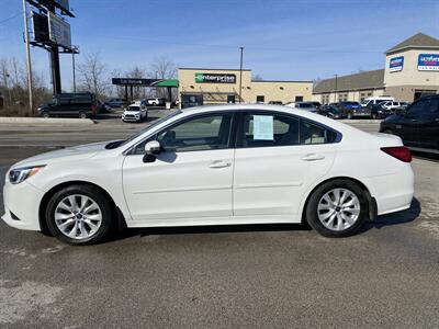 2017 Subaru Legacy 2.5i Premium   - Photo 8 - Morgantown, WV 26505