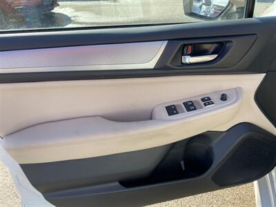 2017 Subaru Legacy 2.5i Premium   - Photo 13 - Morgantown, WV 26505