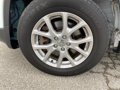 2015 Jeep Cherokee Latitude   - Photo 9 - Morgantown, WV 26505