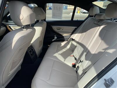 2016 BMW 328i xDrive   - Photo 14 - Morgantown, WV 26505
