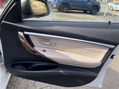 2016 BMW 328i xDrive   - Photo 20 - Morgantown, WV 26505