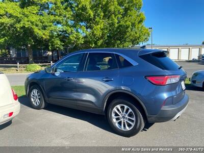 2020 Ford Escape SE   - Photo 2 - Friday Harbor, WA 98250