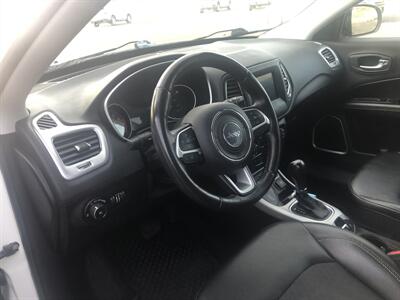 2019 Jeep Compass Latitude   - Photo 11 - Owatonna, MN 55060