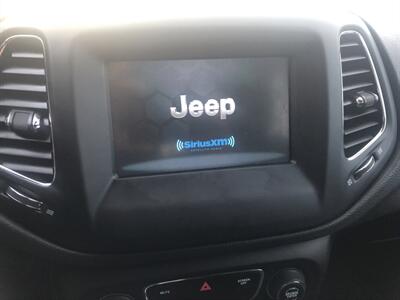 2019 Jeep Compass Latitude   - Photo 26 - Owatonna, MN 55060