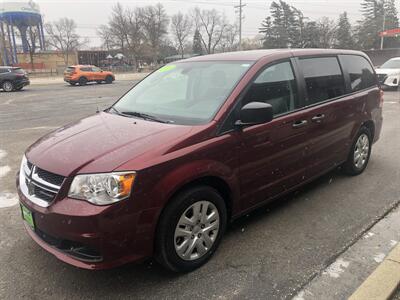 2019 Dodge Grand Caravan SXT Premium Plus   - Photo 5 - Owatonna, MN 55060