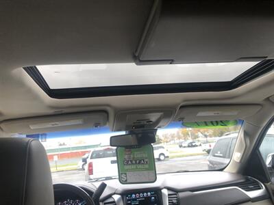 2017 Chevrolet Suburban Premier   - Photo 43 - Owatonna, MN 55060