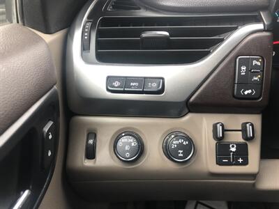 2017 Chevrolet Suburban Premier   - Photo 38 - Owatonna, MN 55060