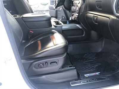2020 GMC Sierra 3500 AT4   - Photo 20 - Owatonna, MN 55060