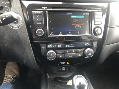 2020 Nissan Rogue SV   - Photo 20 - Owatonna, MN 55060