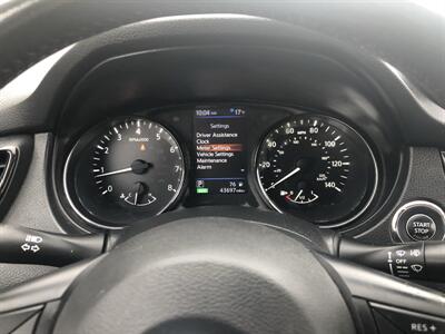 2020 Nissan Rogue SV   - Photo 15 - Owatonna, MN 55060