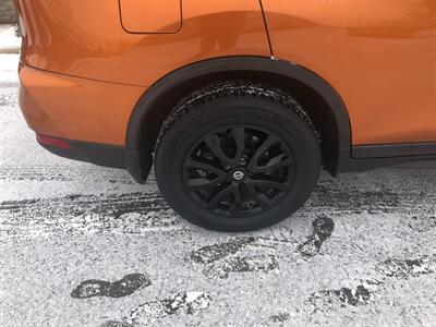 2020 Nissan Rogue SV   - Photo 10 - Owatonna, MN 55060