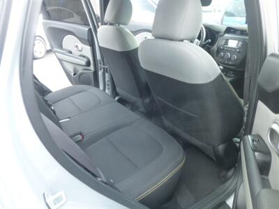 2014 Kia Soul +   - Photo 6 - Kailua-Kona, HI 96740