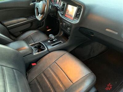 2014 Dodge Charger SXT 100th Anniversar  LOW MILES !! ABSOLUTELY BEAUTIFUL !!!! LOADED! - Photo 14 - Valencia, CA 91355