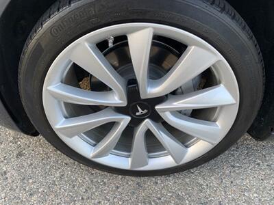 2018 Tesla Model 3 Mid Range Plus  ABSOLUTELY GORGEOUS CONDITION - Photo 32 - Valencia, CA 91355
