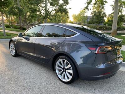 2018 Tesla Model 3 Mid Range Plus  ABSOLUTELY GORGEOUS CONDITION - Photo 3 - Valencia, CA 91355