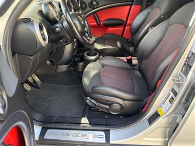 2011 MINI Cooper Countryman S ALL4 MANUAL!! Super clean!! Great looking interior !! - Photo 16 - Valencia, CA 91355