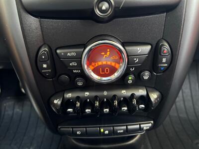 2011 MINI Cooper Countryman S ALL4 MANUAL!! Super clean!! Great looking interior !! - Photo 30 - Valencia, CA 91355