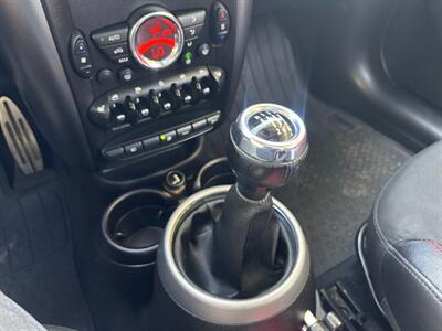 2011 MINI Cooper Countryman S ALL4 MANUAL!! Super clean!! Great looking interior !! - Photo 33 - Valencia, CA 91355