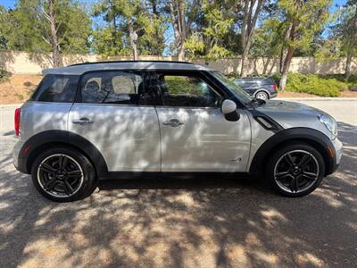 2011 MINI Cooper Countryman S ALL4 MANUAL!! Super clean!! Great looking interior !! - Photo 6 - Valencia, CA 91355