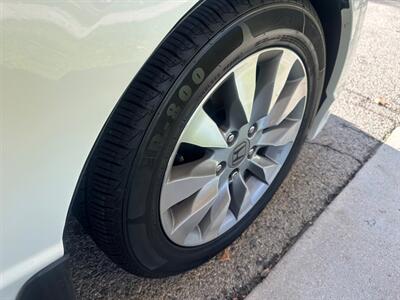 2009 Honda Civic EX-L  Great service records ! - Photo 35 - Valencia, CA 91355