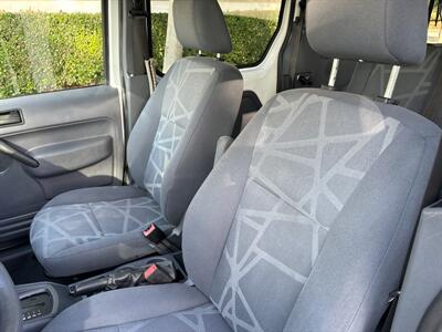 2011 Ford Transit Connect XLT Premium  LOW MILES! RUNS GREAT! - Photo 9 - Valencia, CA 91355