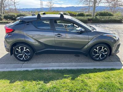 2018 Toyota C-HR XLE  Low miles!! Super nice! - Photo 6 - Valencia, CA 91355