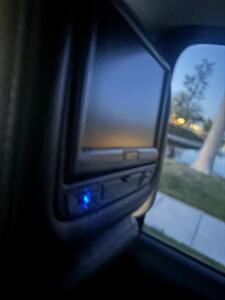 2014 Chevrolet Tahoe LTZ  4 wheel drive !! Low miles . Beautiful! - Photo 12 - Valencia, CA 91355