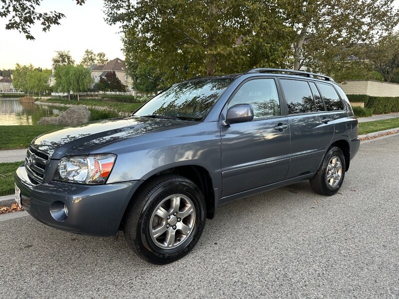 2004 Toyota Highlander  Super clean!! Low miles!!! - Photo 1 - Valencia, CA 91355