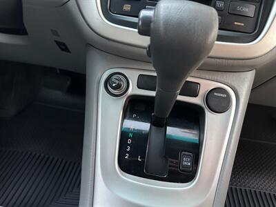 2004 Toyota Highlander  Super clean!! Low miles!!! - Photo 24 - Valencia, CA 91355