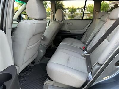 2004 Toyota Highlander  Super clean!! Low miles!!! - Photo 15 - Valencia, CA 91355