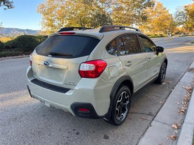2015 Subaru XV Crosstrek 2.0i Premium  Really beautiful Subaru. Great color ,  runs great. - Photo 5 - Valencia, CA 91355