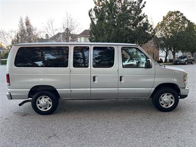 2010 Ford E-350 SD XL Looks Great ! Runs Great!! - Photo 6 - Valencia, CA 91355