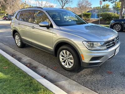 2020 Volkswagen Tiguan S  ONE OWNER! GREAT CONDITION! 3RD ROW! - Photo 6 - Valencia, CA 91355