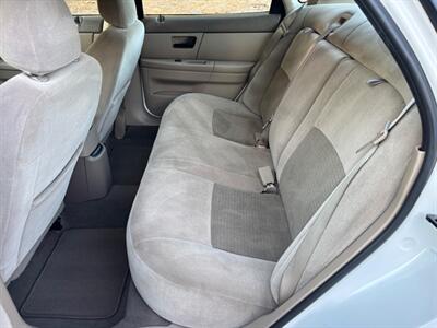 2007 Ford Taurus SE ONLY 83k miles!!!  One owner ! Known for their reliability ! - Photo 11 - Valencia, CA 91355