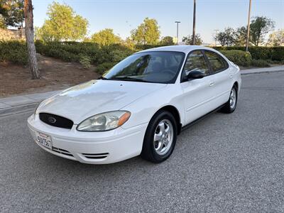 2007 Ford Taurus SE ONLY 83k miles!!!  One owner ! Known for their reliability ! Sedan