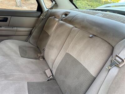 2007 Ford Taurus SE ONLY 83k miles!!!  One owner ! Known for their reliability ! - Photo 12 - Valencia, CA 91355