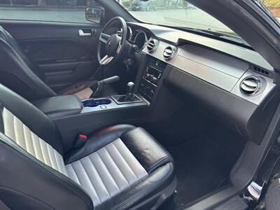 2008 Ford Mustang GT Premium GREAT LOOK! LOW MILES!! - Photo 12 - Valencia, CA 91355