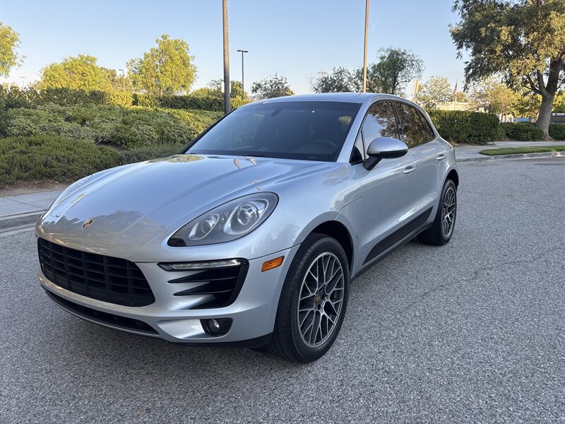 2016 Porsche Macan S  Beautiful Macan!