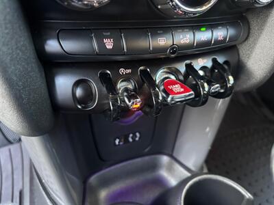 2016 MINI Hardtop 4 Door Cooper  Super Clean ! 99k miles - Photo 33 - Valencia, CA 91355