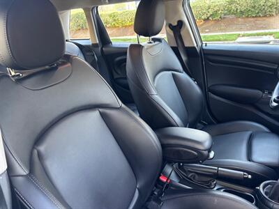 2016 MINI Hardtop 4 Door Cooper  Super Clean ! 99k miles - Photo 19 - Valencia, CA 91355