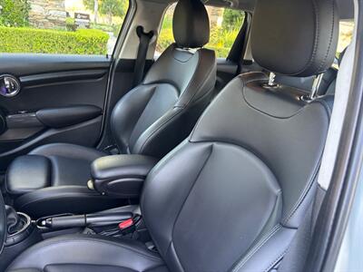 2016 MINI Hardtop 4 Door Cooper  Super Clean ! 99k miles - Photo 11 - Valencia, CA 91355