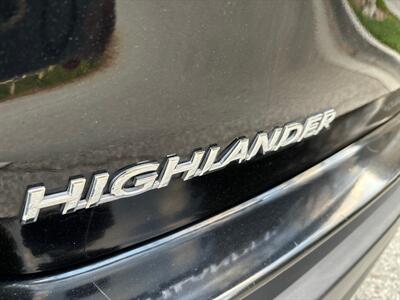 2015 Toyota Highlander XLE  AWD!! Loaded!!! Runs and drives beautiful! - Photo 32 - Valencia, CA 91355