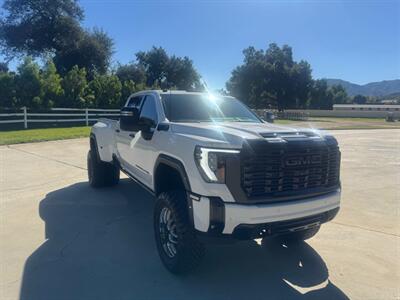 2024 GMC Sierra 3500 Denali   - Photo 3 - Valencia, CA 91355