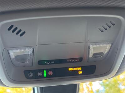 2020 Chevrolet Malibu LT   - Photo 24 - Valencia, CA 91355