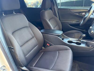 2020 Chevrolet Malibu LT   - Photo 16 - Valencia, CA 91355