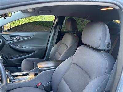 2020 Chevrolet Malibu LT   - Photo 11 - Valencia, CA 91355