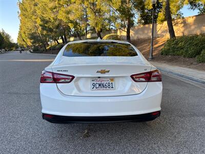 2020 Chevrolet Malibu LT   - Photo 4 - Valencia, CA 91355