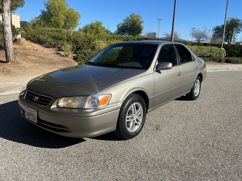 2000 Toyota Camry CE  Low miles!!!! Great service records!!! - Photo 1 - Valencia, CA 91355