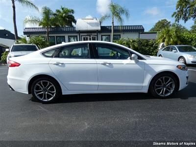 2019 Ford Fusion SEL   - Photo 2 - Naples, FL 34104